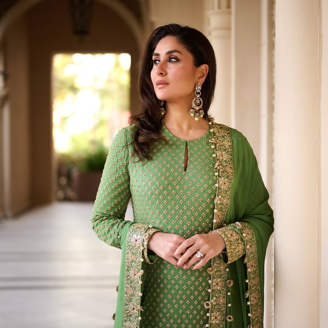 Kareena Kapoor Khan returned to the straight-cut suit with buttis by Arpita Mehta