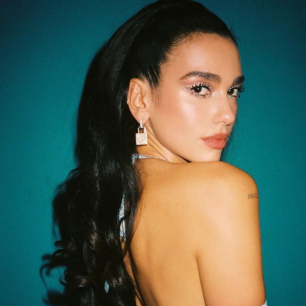 5 hairstyles for thin hair that give serious volume, according to industry experts